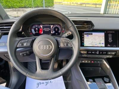 Audi A3 SPB 30 TDI S tronic Business NAV PARI AL NUOVO Nero usata Manocalzati