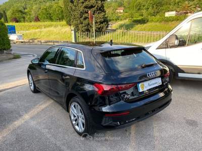 Audi A3 SPB 30 TDI S tronic Business NAV PARI AL NUOVO Nero usata Manocalzati