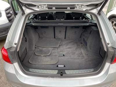 BMW Serie 3 316d d Touring Business Advantage aut. NAVIG/FARI LED Argento usata Manocalzati