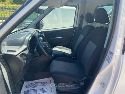 Fiat Doblò 1.6 MJT 105CV PL-TN Cargo Maxi SX Bianco usata Manocalzati