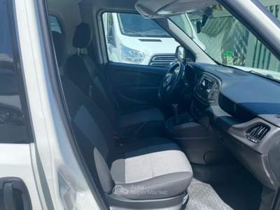 Fiat Doblò 1.6 MJT 105CV PL-TN Cargo Maxi SX Bianco usata Manocalzati