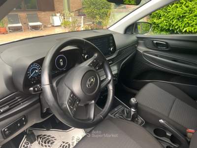 Hyundai i20 1.2 MPI Connectline Bianco usata Manocalzati