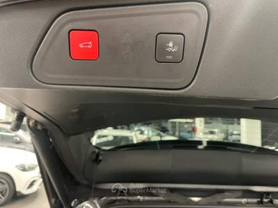 Peugeot 3008 1.5 BlueHDi 130 CV EAT8 Allure Pack Nero usata Alcamo