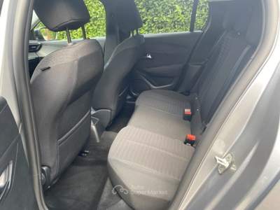 Peugeot 208 PureTech 75 Stop&Start 5 porte STYLE Grigio usata Manocalzati