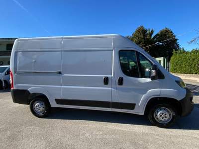 Peugeot Boxer 330 2.2 BlueHDi 140 S&S PM-TM Furgone Bianco usata Manocalzati