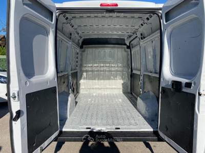 Peugeot Boxer 330 2.2 BlueHDi 140 S&S PM-TM Furgone Bianco usata Manocalzati