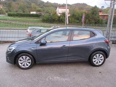 Renault Clio TCe 100 CV 5 porte Business NAVIG Grigio usata Manocalzati