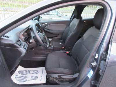Renault Clio TCe 100 CV 5 porte Business NAVIG Grigio usata Manocalzati