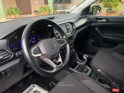 Volkswagen T-Cross 1.0 TSI 110 CV Life Grigio usata Manocalzati