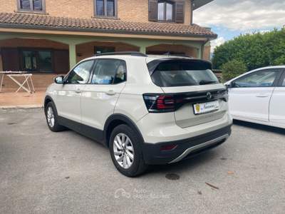 Volkswagen T-Cross 1.0 TSI 110 CV Life Grigio usata Manocalzati