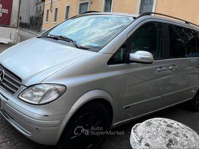 Mercedes-Benz Viano Viano allestito per disabili sali e guida Argento usata Pogliano Milanese