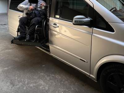 Mercedes-Benz Viano Viano allestito per disabili sali e guida Argento usata Pogliano Milanese