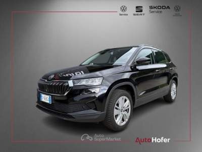 Skoda Karoq 2.0 TDI 4x4 DSG Selection LED ACC Camera Travel Nero usata Chiusa