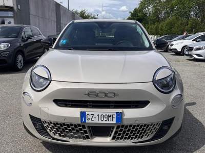 Fiat 600 FIAT 600 HYBRID 145CV Beige usata Fontaneto d'Agogna