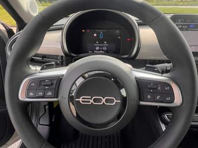 Fiat 600 FIAT 600 HYBRID 145CV Beige usata Fontaneto d'Agogna