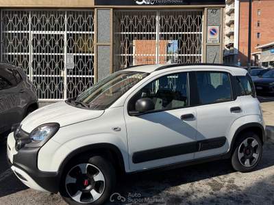 Fiat Panda FireFly S&S Hybrid City Cross Bianco usata Moncalieri