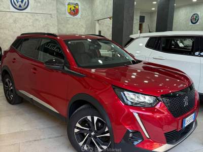Peugeot 2008 80.000 km Rosso usata Moncalieri