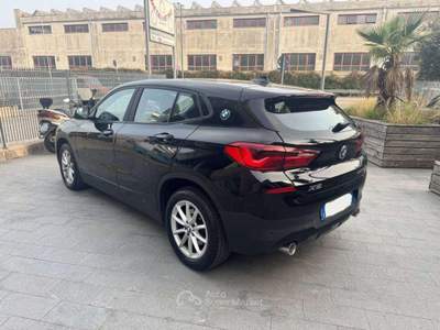 BMW X2 xdrive20d Advantage Automatica-TETTO APRIBILE-4x4 Nero usata Savona