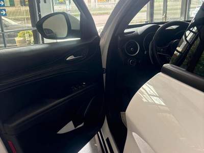Alfa Romeo Stelvio AT8 Q4 S usata Gualdo Tadino