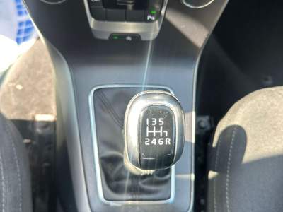Volvo V40 2.0 d2 Kinetic my18 usata Altidona