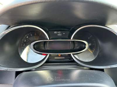 Renault Clio Clio 5p 1.2 Live Gpl 75cv Rosso usata Altidona