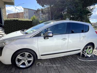 Peugeot 3008 3008 2.0 hdi 16v Allure (outdoor) c/t.pan.163cv auto Bianco usata San Giorgio del Sannio