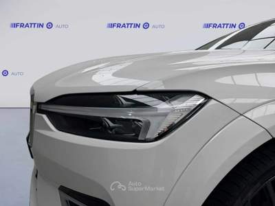Volvo XC60 Xc60 B5 (D) Awd Automatico Plus Bright Bianco usata Cassola