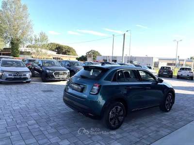 Fiat 600 Hybrid 145 CV DCT FULL PACK STYLE CONFORT Verde usata Russi