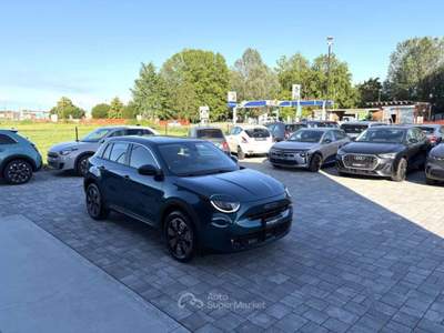 Fiat 600 Hybrid 145 CV DCT FULL PACK STYLE CONFORT Verde usata Russi