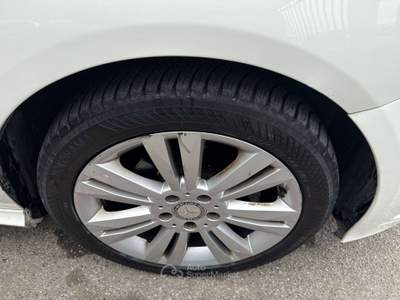 Mercedes-Benz Classe B cdi Executive Bianco usata Lallio