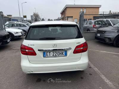 Mercedes-Benz Classe B cdi Executive Bianco usata Lallio