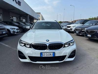BMW Serie 3 320 320 Touring mhev 48V xdrive Msport auto Bianco usata Lallio