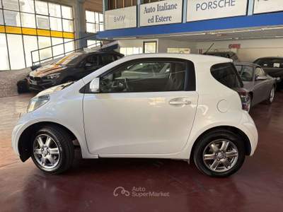 Toyota iQ 1.0 Sol Bianco usata Milano
