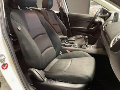 Mazda 3 Mazda3 2.2 Skyactiv-D Evolve Bianco usata Este