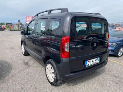Peugeot Bipper Bipper Tepee Tepee 1.4 hdi Outdoor Nero usata Urgnano