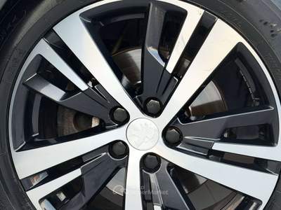 Peugeot 3008 1.5 bluehdi 130 cv Allure S AUTOMATICA MY19 Nero usata Pomigliano d'Arco