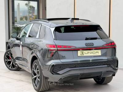 Audi Q3 1.5 TFSI mhev 150 CV S-Line S-Tronic GRIGIO DAYTONA NUOVA Grigio usata Pomigliano d'Arco