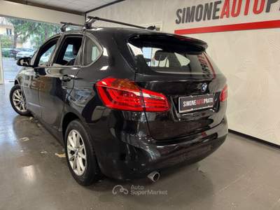 BMW Serie 5 518i 2er Active Tourer 218d Luxury Nero usata Prato