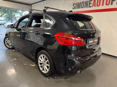 BMW Serie 5 518i 2er Active Tourer 218d Luxury Nero usata Prato