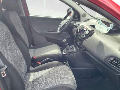 Lancia Ypsilon 5 porte S&S Hybrid Silver Rosso usata Pisa