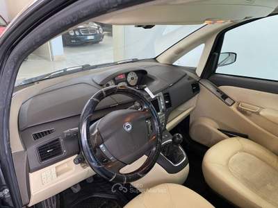 Lancia Musa 1.9 MJT PLATINO Tetto/Navi/Pelle Nero usata Corato