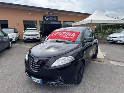 Lancia Ypsilon Ypsilon III 1.2 BENZINA 69CV 2014 Nero usata Latina