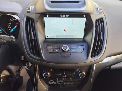 Ford Kuga 2WD Titanium Bianco usata CORATO