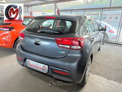 Kia Rio 5 porte Eco GPL 2017 Grigio usata Pozzuoli