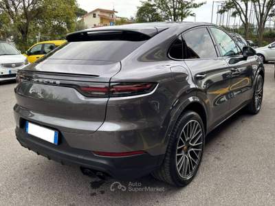 Porsche Cayenne Cayenne Coupe 3.0 e-hybrid Grigio usata Castel Gandolfo