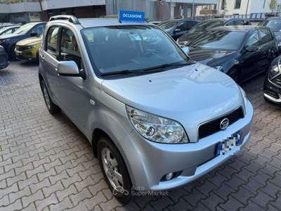 Daihatsu Terios 1.5 4WD SX O/F AUTOMATICA!!! Argento usata Sesto San Giovanni