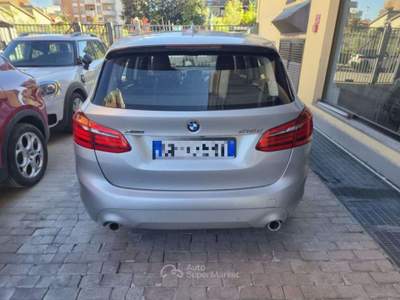 BMW Serie 2 218d 218 d xDrive Active Tourer Business aut. Argento usata Sesto San Giovanni