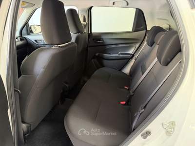 Suzuki Swift 11/2019 1.2 Hybrid Cool OK NEOPATENTATI Bianco usata Ravenna
