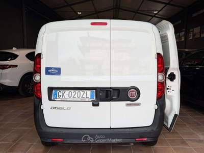 Fiat Doblò 1.6mjt 105cv FURGONE Bianco usata Salerno
