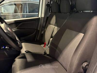Fiat Doblò 1.6mjt 105cv FURGONE Bianco usata Salerno